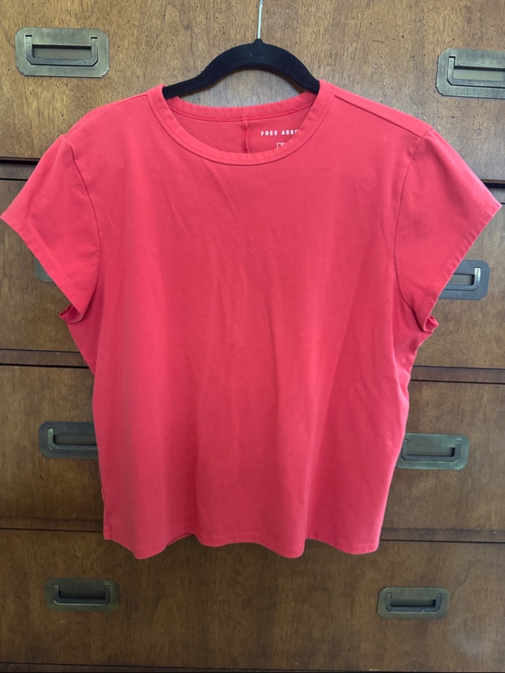 Free Assembly Women's Short Sleeve Crewneck Tee in Coral Pink